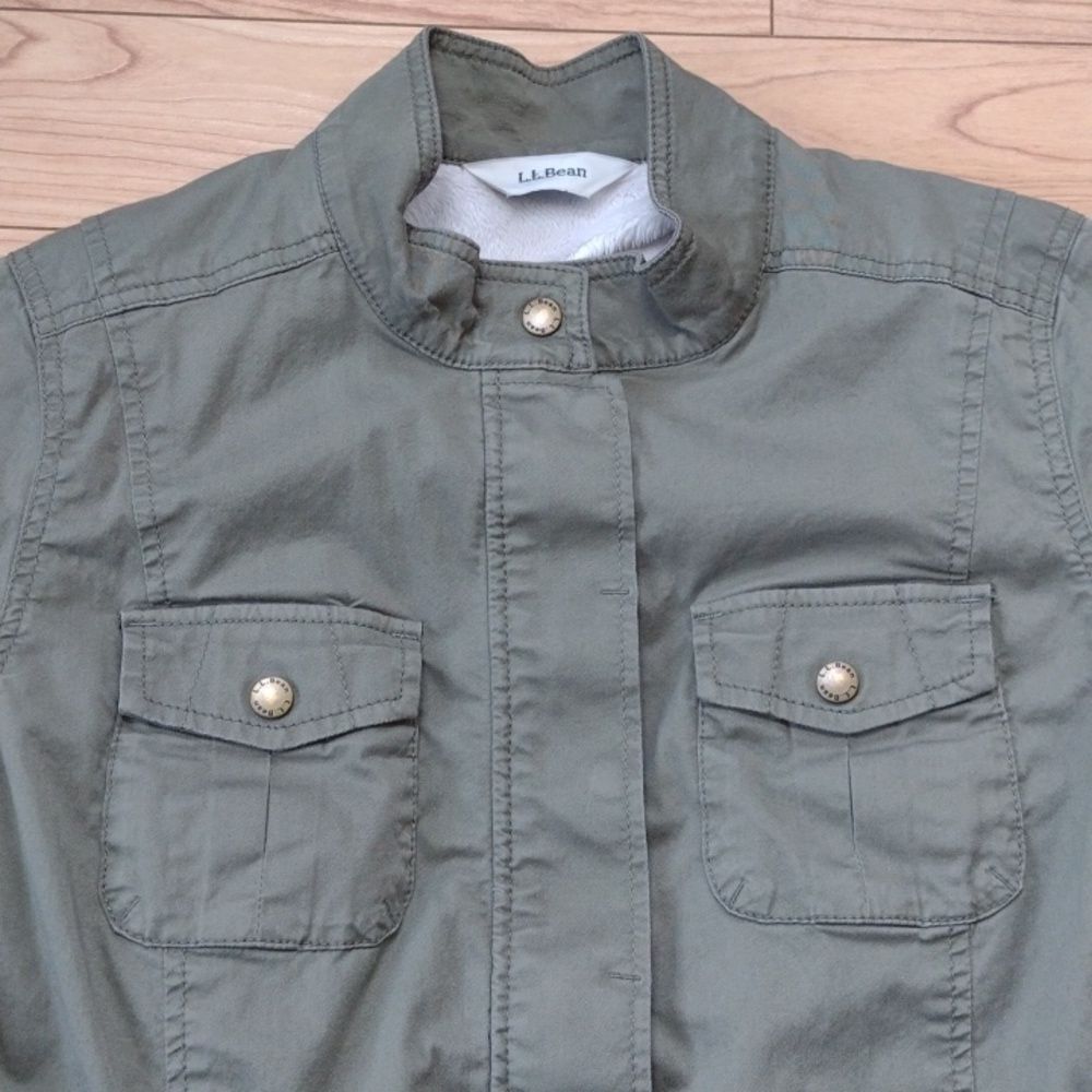 L.L. Bean Olive Green Utility Jacket with Faux Fur Lining Size Medium - Picture 2 of 12